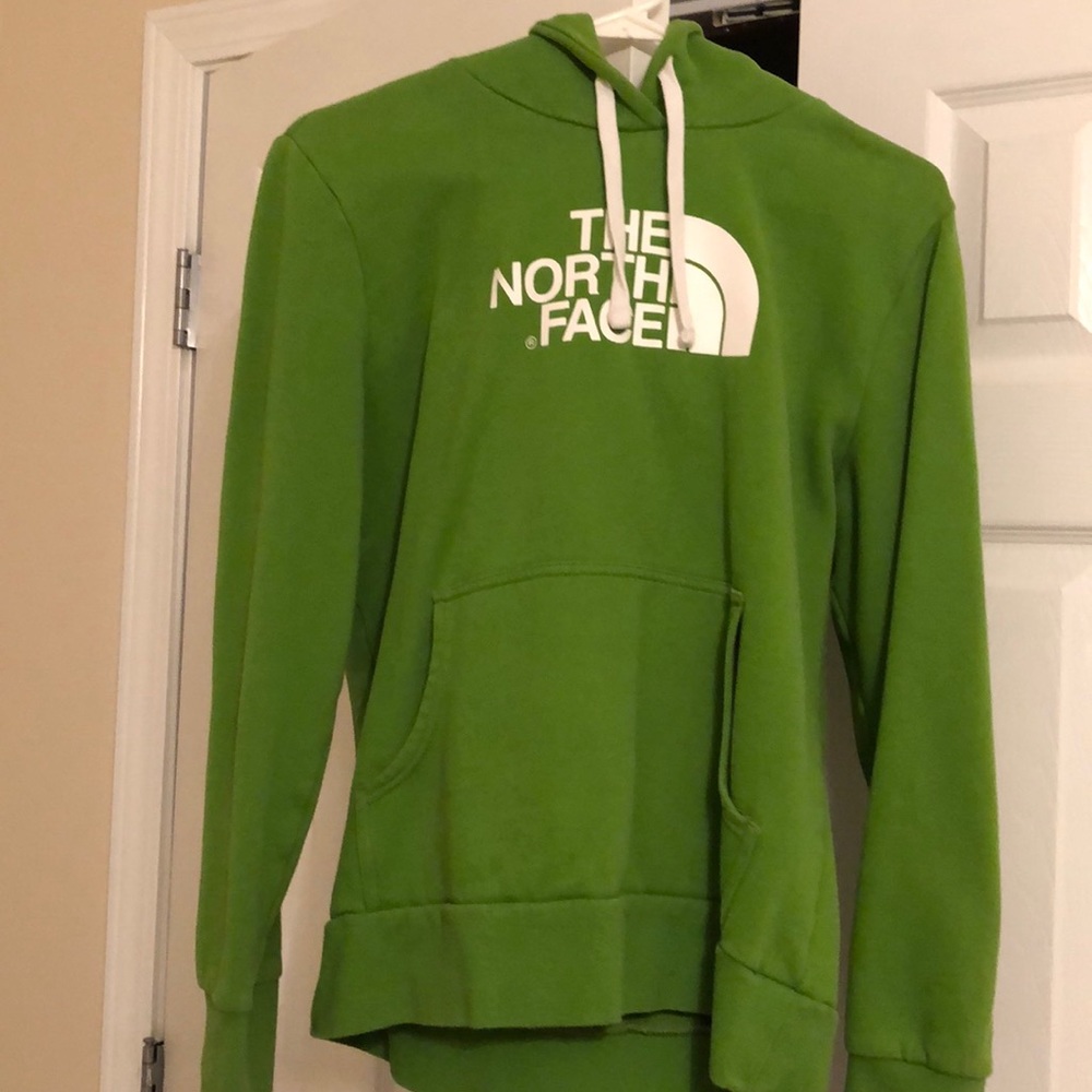 Women’s North Face hoodie